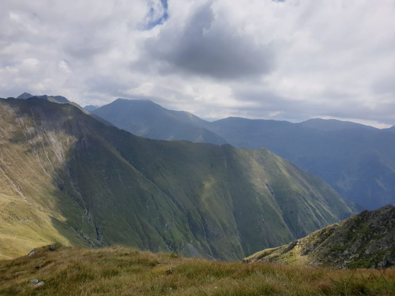 Moldoveanu and Viștea Mare peaks