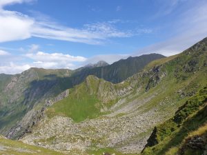 Moldoveanu2020_Sarkanyok_Ablaka_kilatas