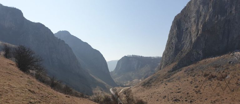 Cheile Vălișoarei and Data peak